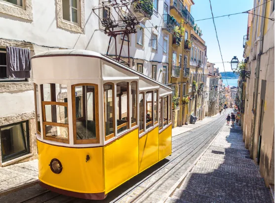Guide Voyage Portugal 2025 : Itinéraires, Conseils & Incontournables